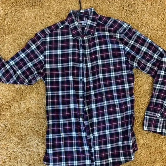 Men's sz XS uniqlo buttondown plaid shirt - Picture 2 of 5